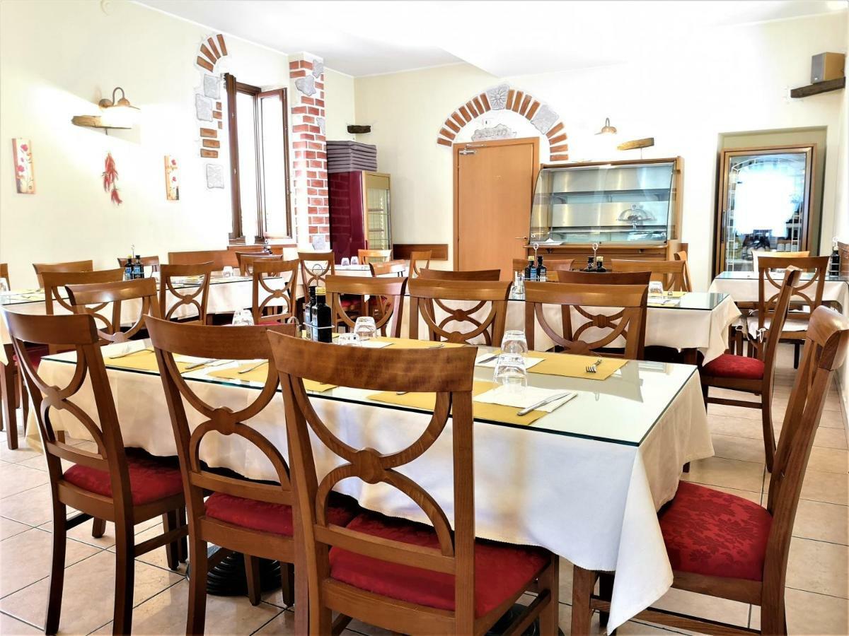 Antica Locanda Il Girasole Monza Extérieur photo
